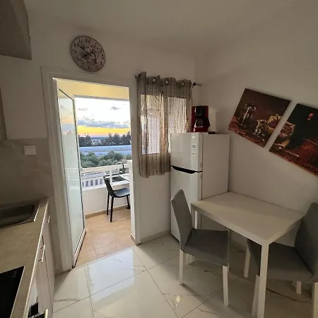 Apartment Thelma Court *